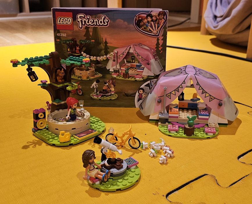 Lego friends 41392 кемпінг на природі
