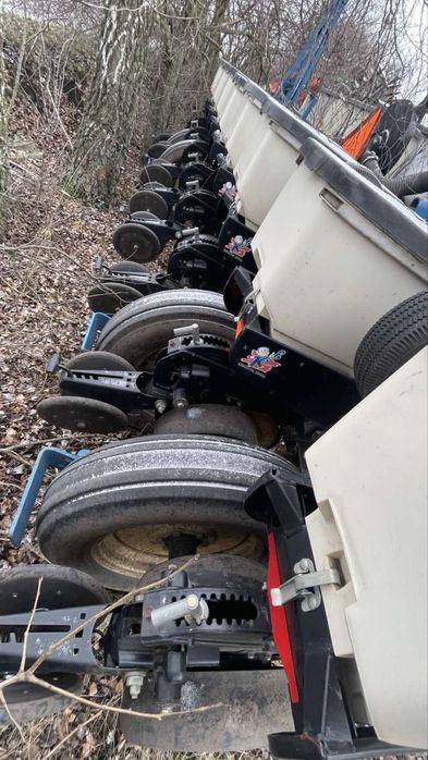 Сівалка KINZE 3000 пневматична, 8 рядна, 2015 рік