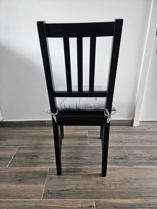 Mesa Jysk Aabenraa 90x160 c/ 6 cadeiras