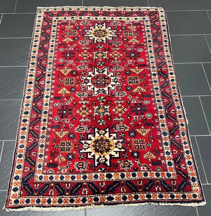 Tapete DERBEND KAZAK original muito chamativo, em lã com 170cm x 110cm