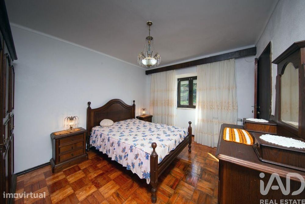 Casa de aldeia T5 em Folques de 154,00 m2