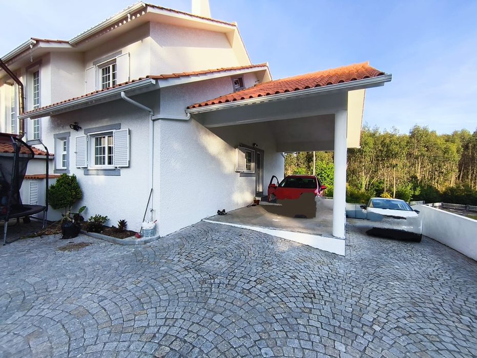 Moradia V3 Geminada Oliveira de Frades