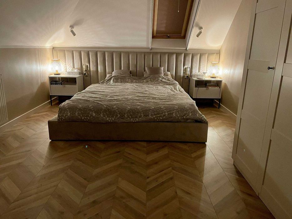 łóżko tapicerowane, pojemnik, szerokie wezgłowie, producent 140 x 200