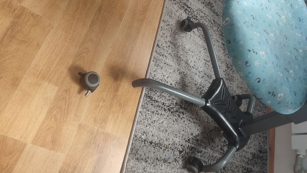 Продам дитяче комп'ютерне крісло