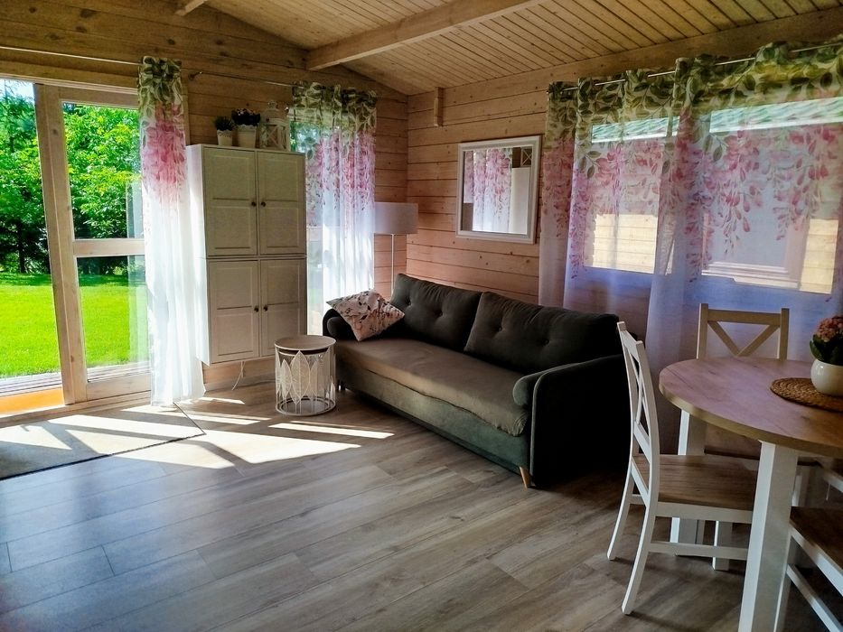 Domek z klimatyzacją nad jeziorem Wisełka dla 4 osób