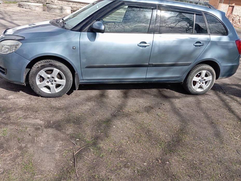Skoda Fabia 2008 Рік ( 4400 )