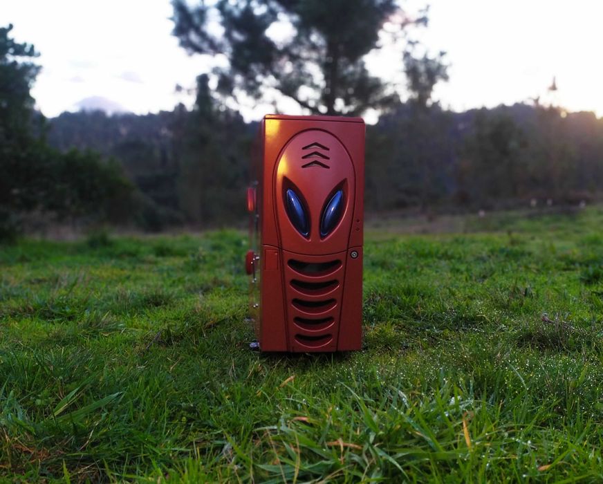 Caixa PC computador gaming "old-school"  (rara)