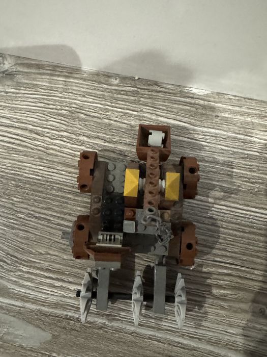 Lego Castle 7040 Obrona Kopalni Krasnali
