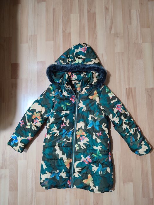 Пуховик для дівчинки 10-11 років
