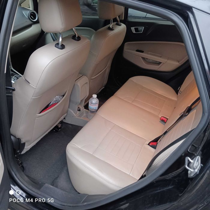 Форд фієста мк7 2017р. комплектації тітаніум.