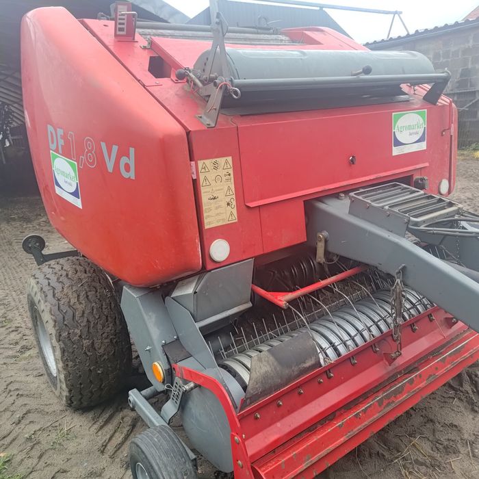 Prasa stało komorowa Unia Famarol 1.8 VD  rotor z nożami