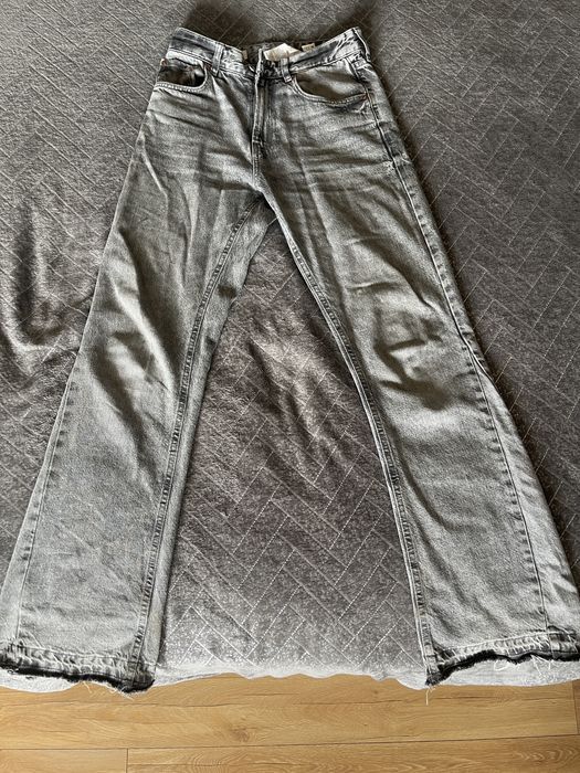 Джинси Zara Flared jeans