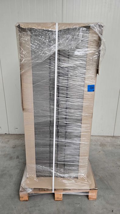 Zapasy i materiały - kartony, butelki, nakrętki, etykiety