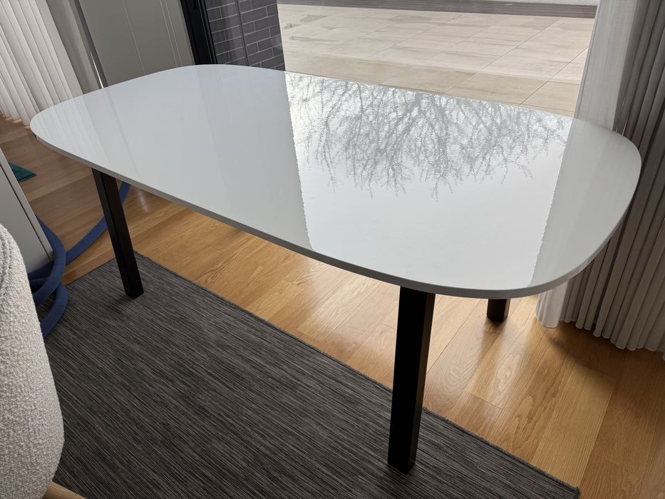 Mesa de Jantar com 4 Cadeiras