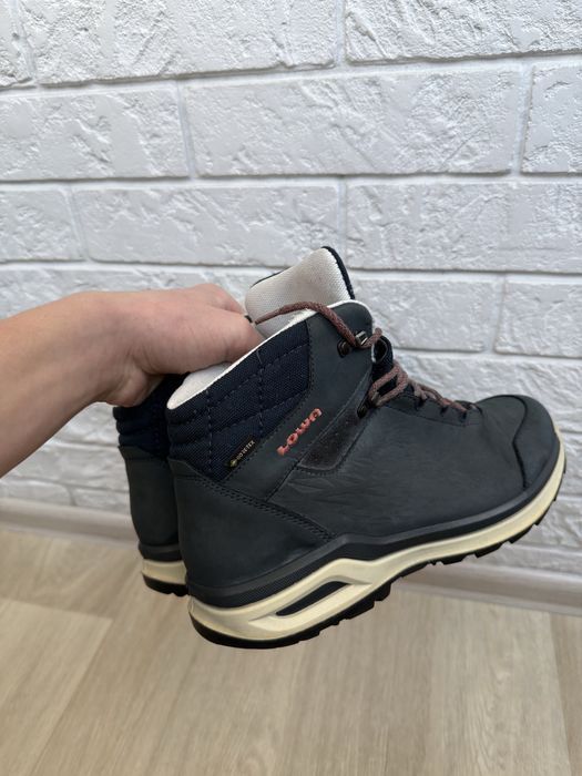 Ботинки  Lowa Locarno GTX на gore-tex
