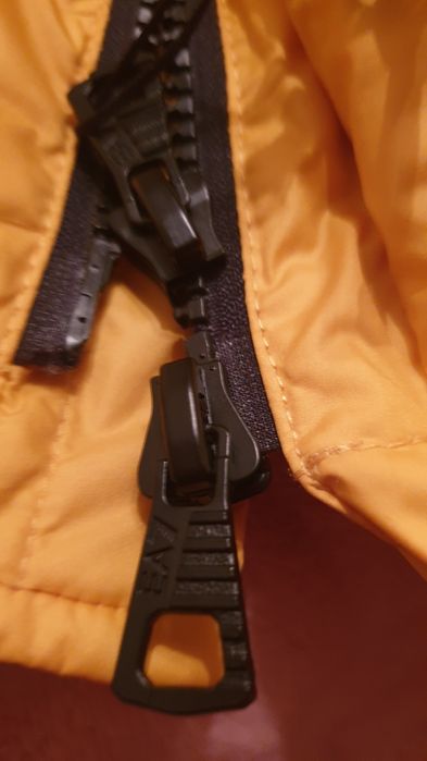 Продам пуховик від ARMANI EA7  xl оригінал