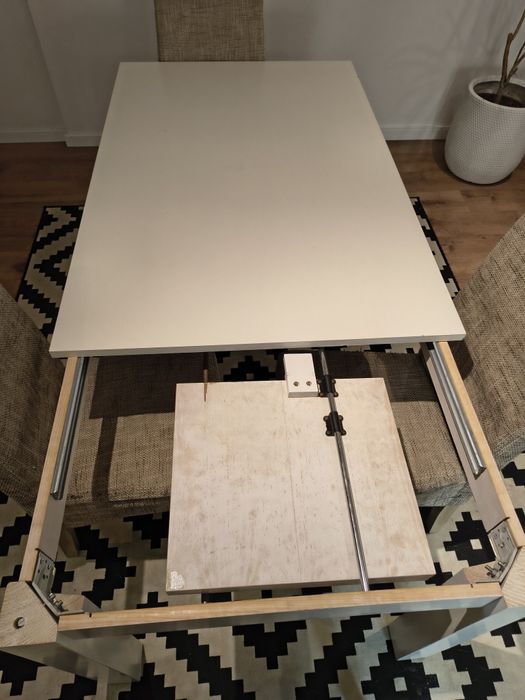 Mesa de jantar extensível