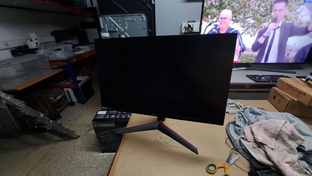LG 27GN750-B 27” 240Hz – LCD OK / Main board avariada