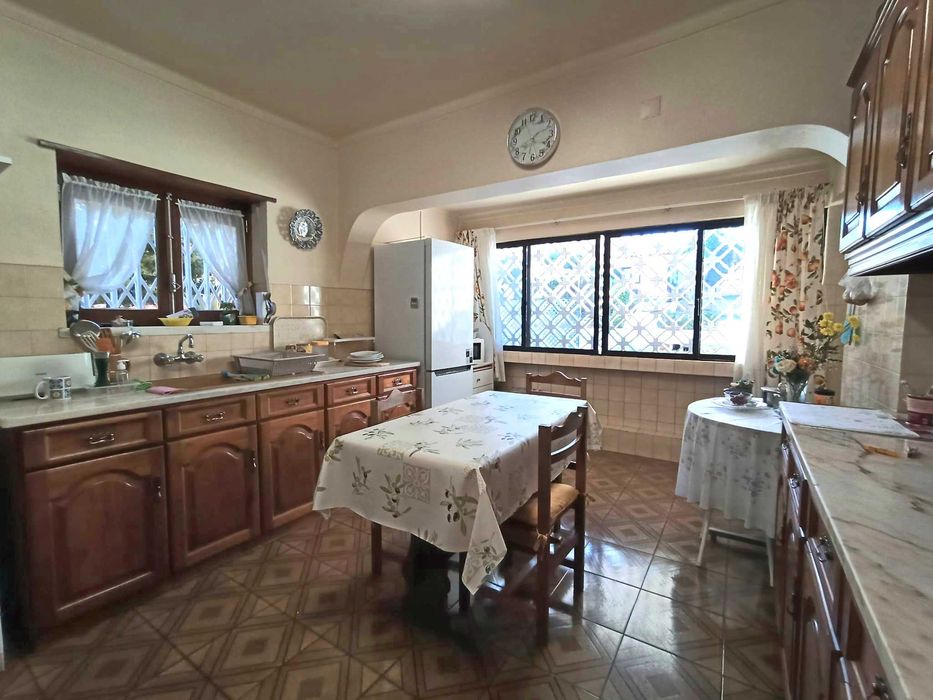 Quarto para aluguar com casa de banho privativa - Alcabideche