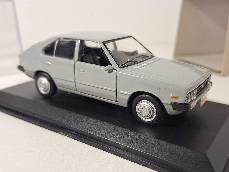 масштабная модель авто Hyundai Pony 1/38