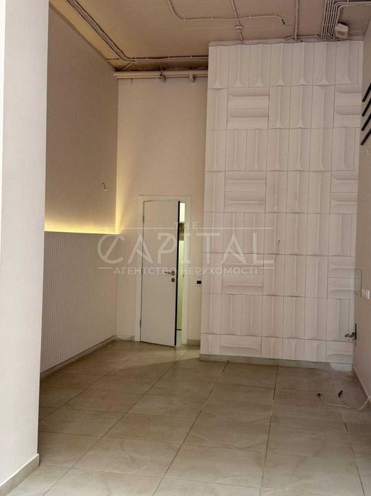 Терміново Оренда  Торгівельна площа Володимирська,Жилянська