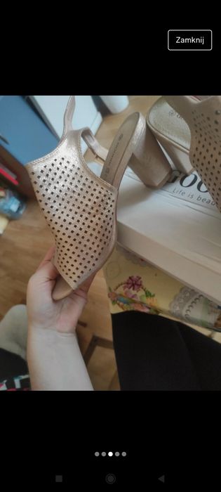 Buty na obcasie  40