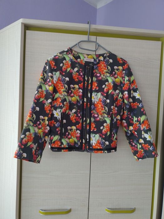 Żakiet damski wzór owoce