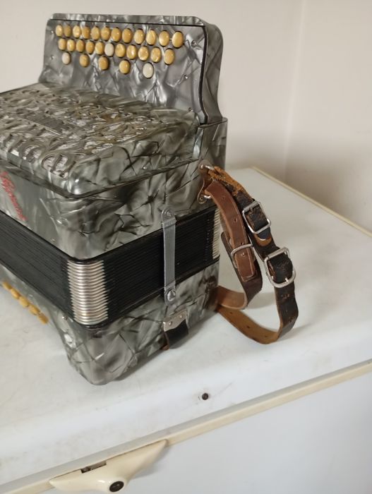 Concertina Claude Sigrisa