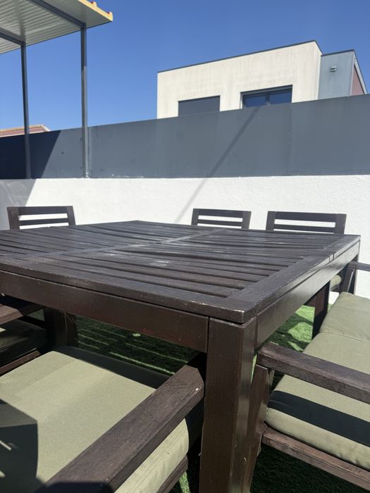 Conjunto Mesa e Cadeiras Exterior