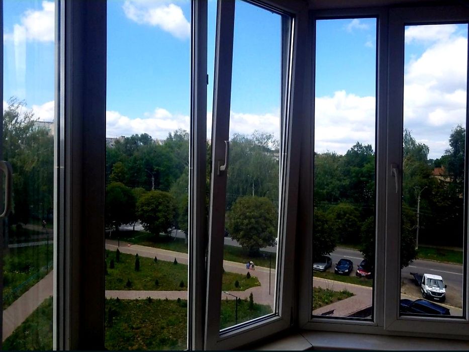 Для 1- 5 чол. на Скальда,15 (Комарова, Парковий проїзд), 1 кімн. кварт