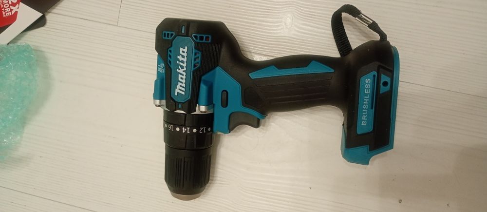 Wiertarko wkrętarka udarowa Makita DHP487 18V z akumulatorem Makita 6.0 w zestawie