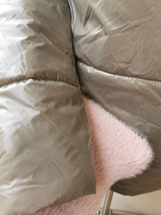 Kurtka przejściowa z kapturem