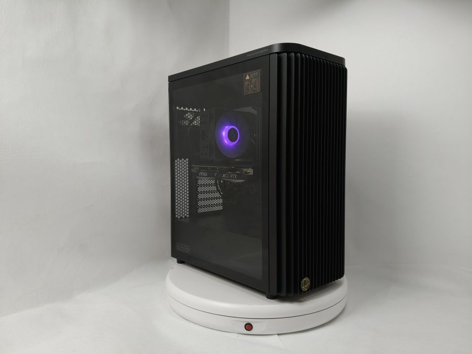 Komputer Gamingowy i9-14900,RTX 5070 Ti,128 GB,Win 11 Pro