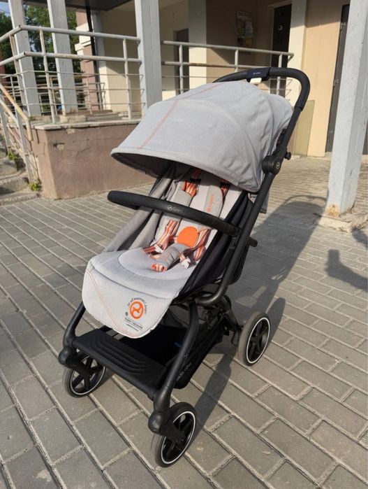 Коляска Cybex Beezy