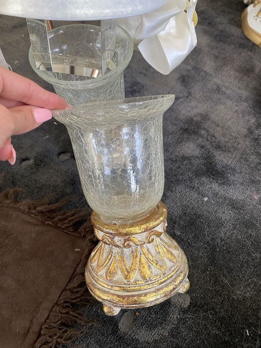 Duas jarras pequenas