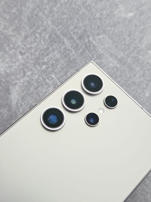 Samsung Galaxy S24 ULTRA 512Gb Titanium Gray. 2 фізичні сім. АКБ 98%