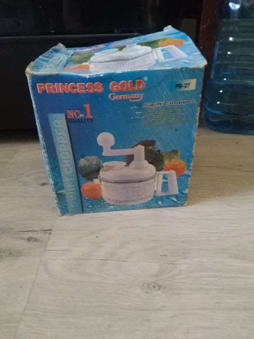 Ручной измельчитель, блендер новый