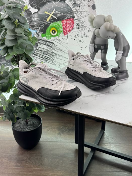 Кросівки Hoka Clifton 9 39 розмір Е14287
