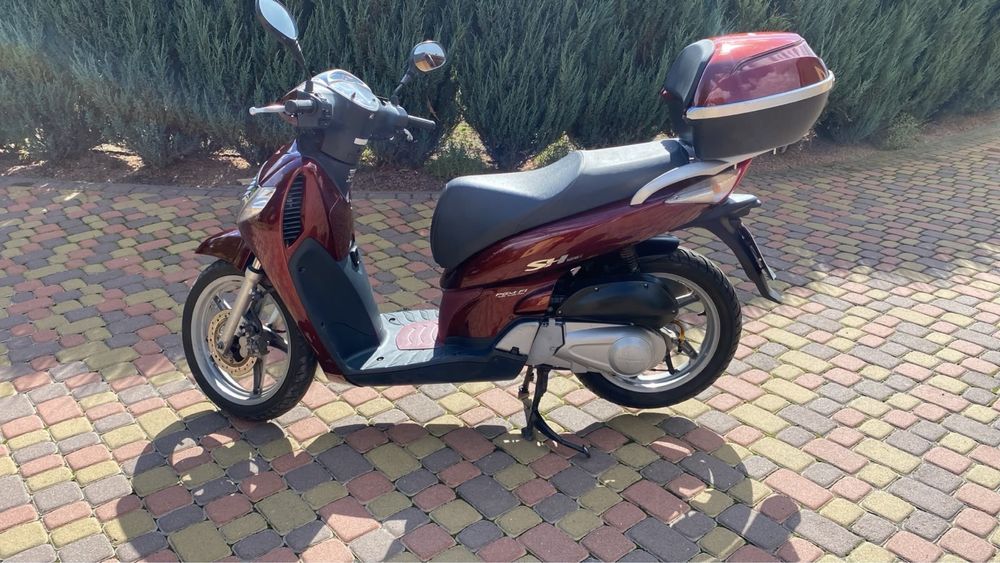 Honda SH-125 в ідеальному стані