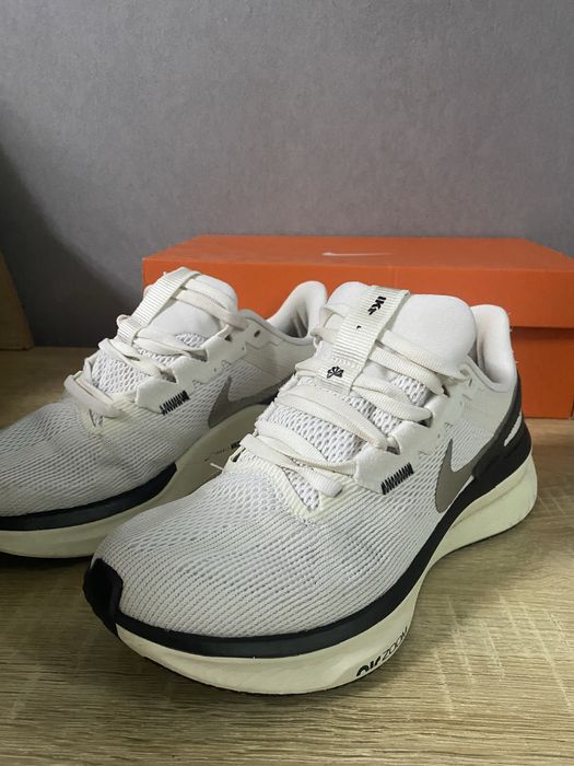 кросівки nike