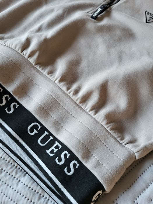 Bluza guess, krotka bluza damska