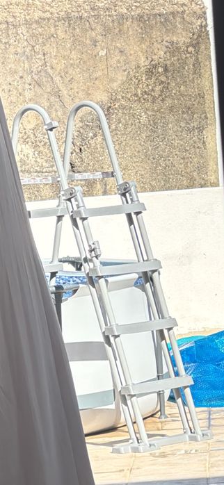 Escada para piscina