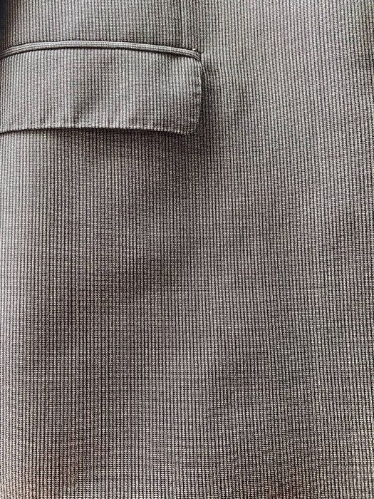Стильний чоловічий костюм Hugo boss