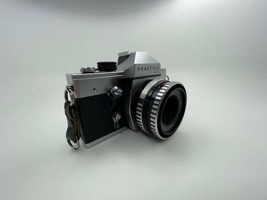 Praktica LTL плівковий фотоапарат + об’єктив