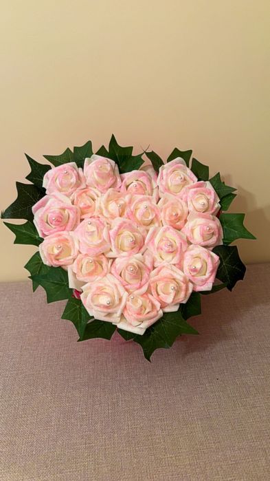 Arranjo de rosas perfumadas produto artesanal