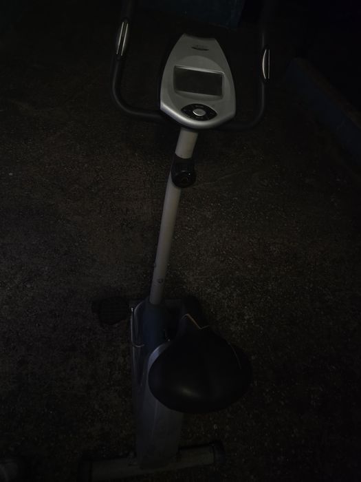 Bicicleta estática BH