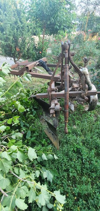 Трактор Т-40 прицеп 2ПТС-4 диски плуг