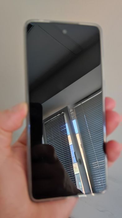 Продам мобільний телефон