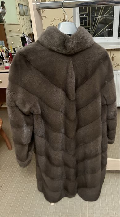 Продаю шубку из норки