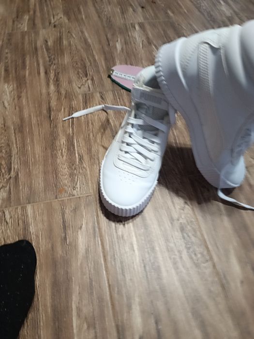 Кросівки жіночі 36 р.